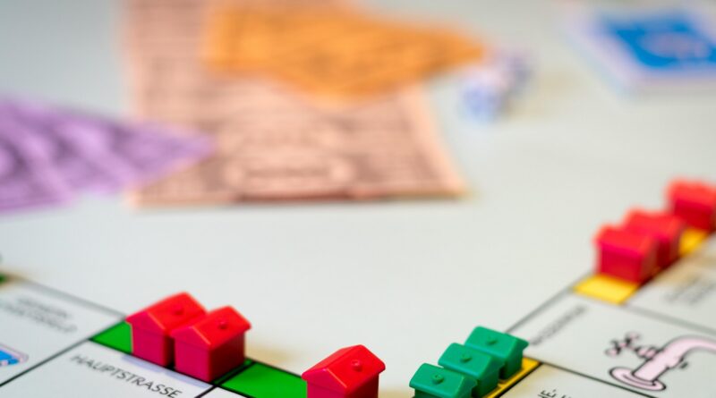 Blogs de lego de colors que simulen el mercat de l'habitatge